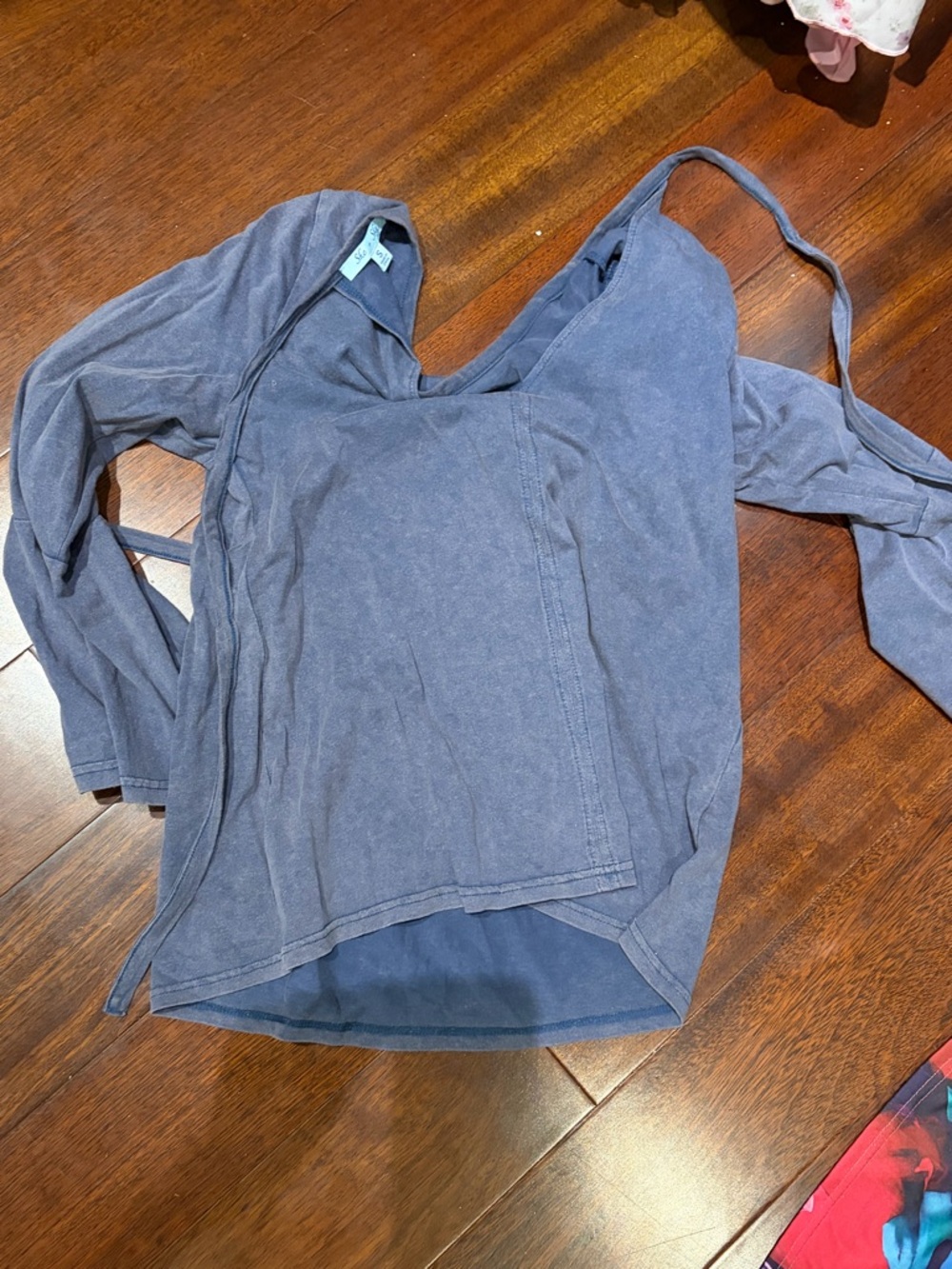 Washed Blue Women's V-Neck Long Sleeve Top